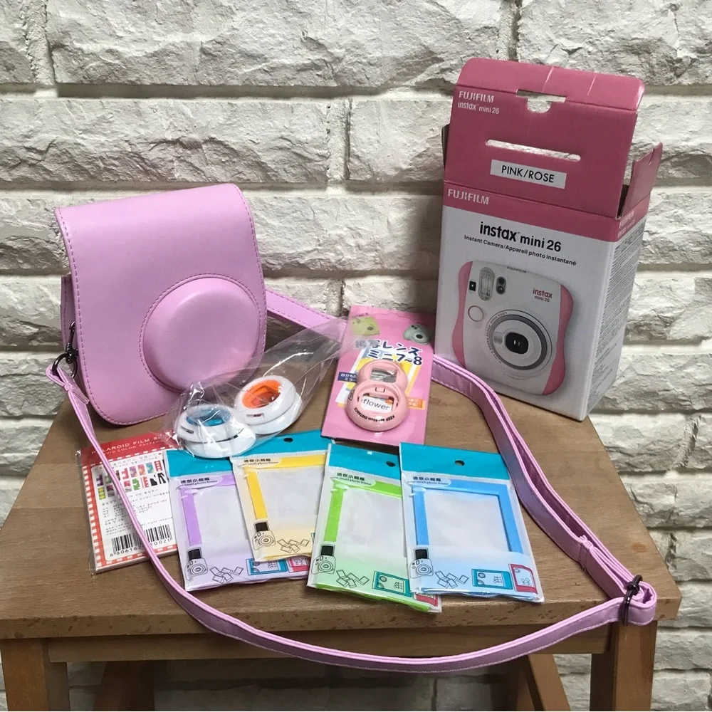 Fuji film instax mini 26 PURSE with accessories